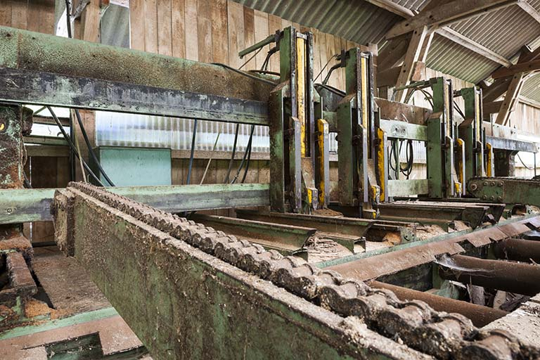Table de la scie à ruban. © Région Bourgogne-Franche-Comté, Inventaire du patrimoine