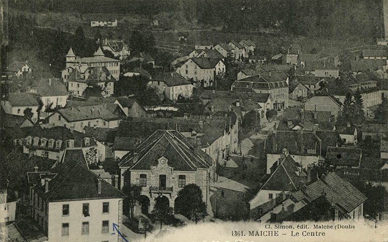 1361. Maîche - Le centre [vu depuis le clocher de l'église], 1ère moitié 20e siècle. © Région Bourgogne-Franche-Comté, Inventaire du patrimoine
