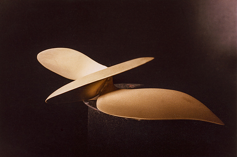 Image de l'oeuvre en cours de création dans l'atelier d'artiste. © Région Bourgogne-Franche-Comté, Inventaire du patrimoine