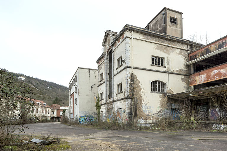 Etat en 2016. Usine A : cantine et étirage tergal, depuis l'ouest. © Région Bourgogne-Franche-Comté, Inventaire du patrimoine