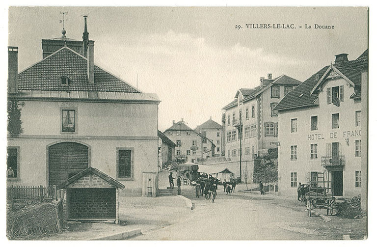 29. Villers-le-Lac. La Douane, 1er quart 20e siècle. © Région Bourgogne-Franche-Comté, Inventaire du patrimoine 29. Villers-le-Lac. La Douane, 1er quart 20e siècle. © Région Bourgogne-Franche-Comté, Inventaire du patrimoine