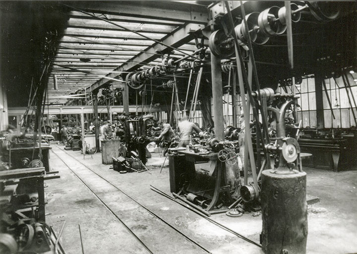 Atelier des machines-outils, phot. Stainacre, s.d. [début 20e siècle]. © Région Bourgogne-Franche-Comté, Inventaire du patrimoine