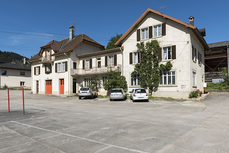 Site d'origine : logements et ancien atelier, de trois quarts droite. © Région Bourgogne-Franche-Comté, Inventaire du patrimoine