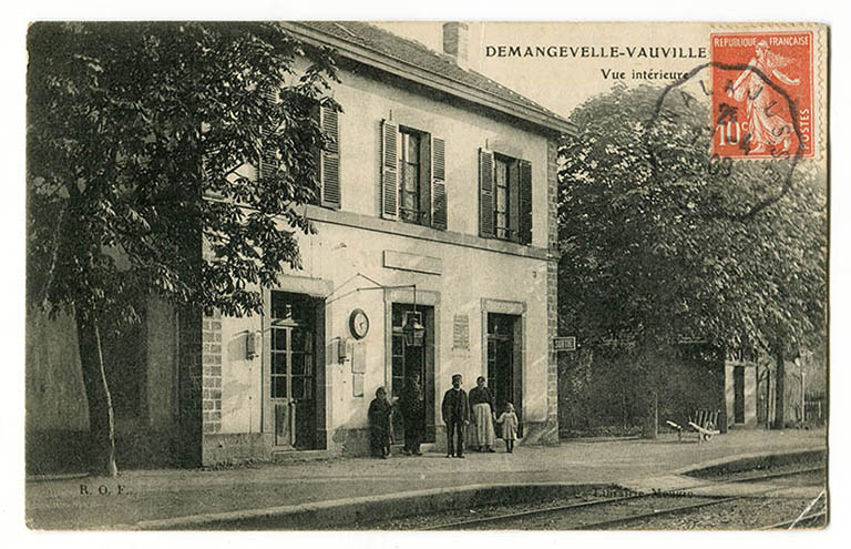 Demangevelle-Vauvillers, la gare. Avant 1909. Carte postale.  © Région Bourgogne-Franche-Comté, Inventaire du patrimoine Demangevelle-Vauvillers, la gare. Avant 1909. Carte postale.  © Région Bourgogne-Franche-Comté, Inventaire du patrimoine