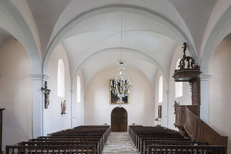 Vue de l'entrée principale, depuis le choeur © Région Bourgogne-Franche-Comté, Inventaire du patrimoine