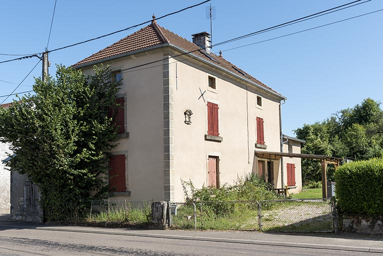 maison 6 rue des Vosges. Vue de trois-quart. © Région Bourgogne-Franche-Comté, Inventaire du patrimoine