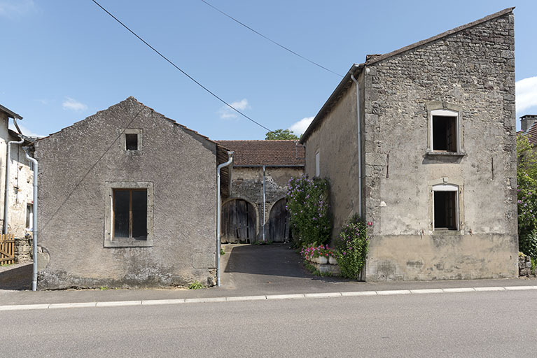 Maisons et fermes, 9 rue des Marronniers. © Région Bourgogne-Franche-Comté, Inventaire du patrimoine
