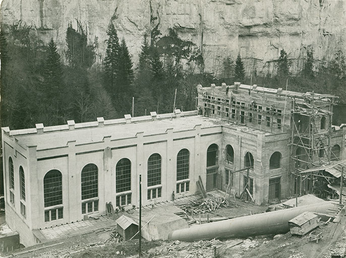 [Centrale en construction], [1908 ou 1909]. © Région Bourgogne-Franche-Comté, Inventaire du patrimoine
