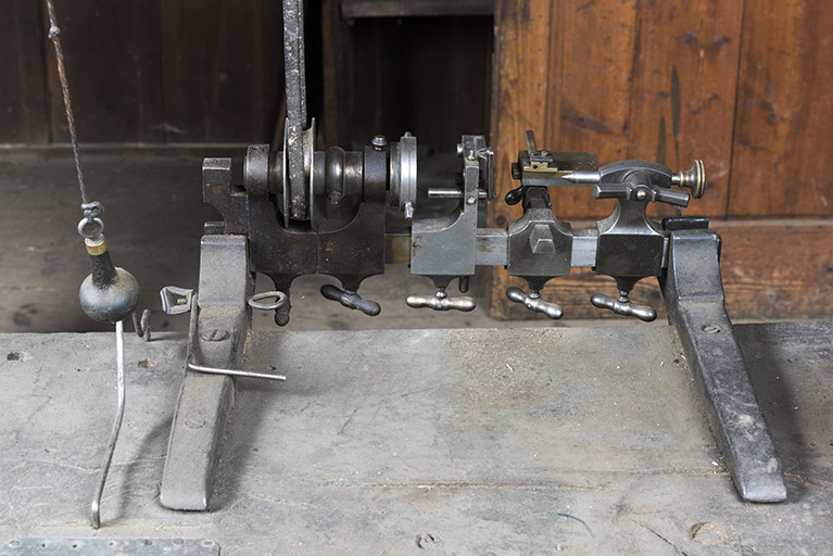 3e tour (machine à découper) : face postérieure. © Région Bourgogne-Franche-Comté, Inventaire du patrimoine