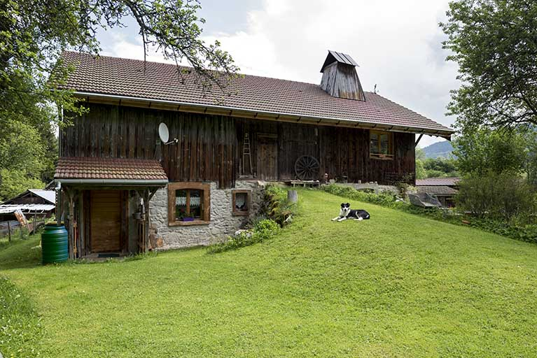 Façade latérale gauche. © Région Bourgogne-Franche-Comté, Inventaire du patrimoine Façade latérale gauche. © Région Bourgogne-Franche-Comté, Inventaire du patrimoine