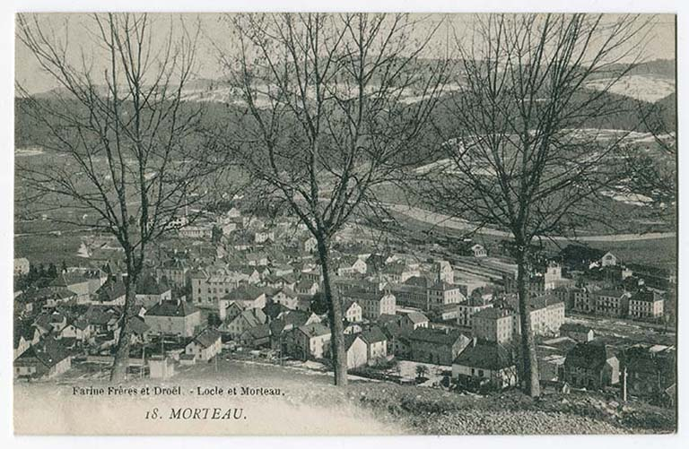 18. Morteau [vue plongeante sur la ville depuis le nord-ouest], 1er quart 20e siècle [avant 1908]. La Grande Fabrique est visible au centre. © Région Bourgogne-Franche-Comté, Inventaire du patrimoine