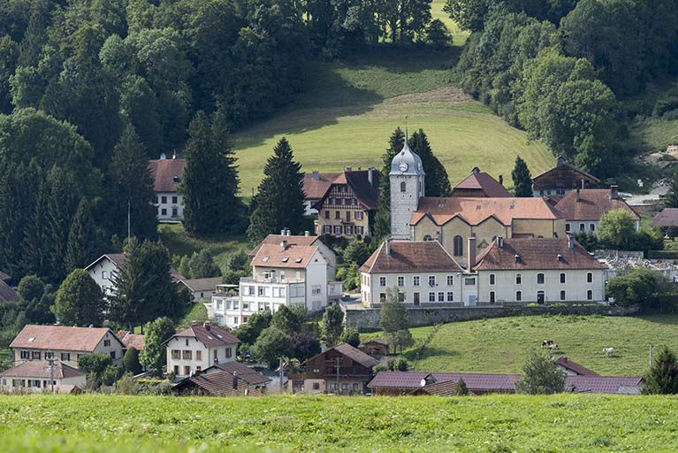 Vue d'ensemble depuis l'est (Morestans). © Région Bourgogne-Franche-Comté, Inventaire du patrimoine