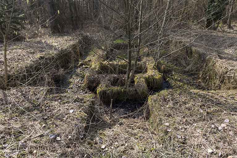 Traces de la fontaine dite (?) des chanvres.  © Région Bourgogne-Franche-Comté, Inventaire du patrimoine