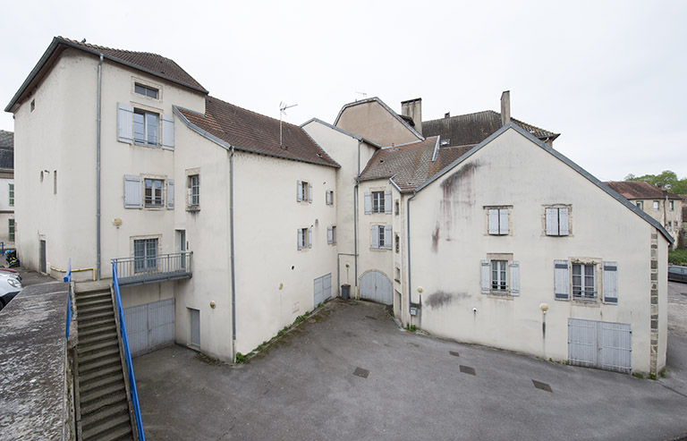 Maisons, île de l'ancien château. © Région Bourgogne-Franche-Comté, Inventaire du patrimoine