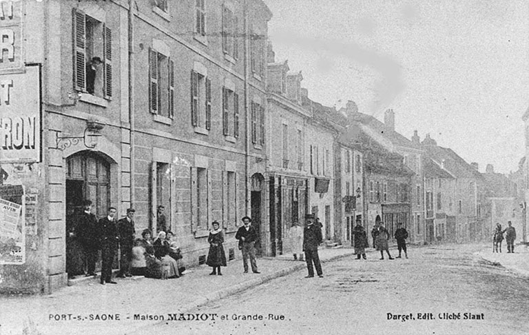 Les entrepôts et magasins Madiot, carte postale. © Région Bourgogne-Franche-Comté, Inventaire du patrimoine