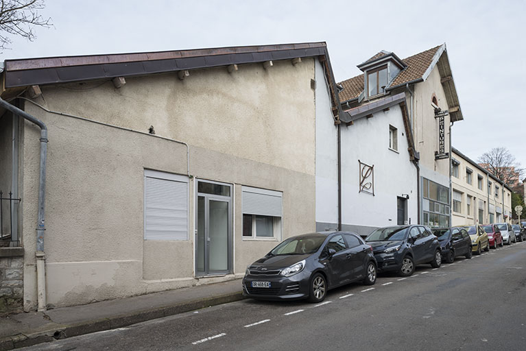 Façades est sur la rue. © Région Bourgogne-Franche-Comté, Inventaire du patrimoine