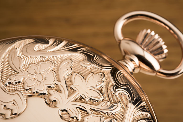 Montre de gousset, avec décor guilloché. © Région Bourgogne-Franche-Comté, Inventaire du patrimoine