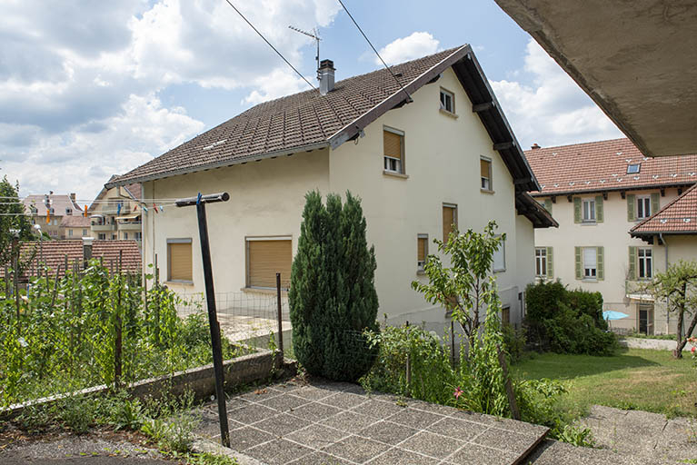 Maison : façades postérieure et latérale droite. © Région Bourgogne-Franche-Comté, Inventaire du patrimoine