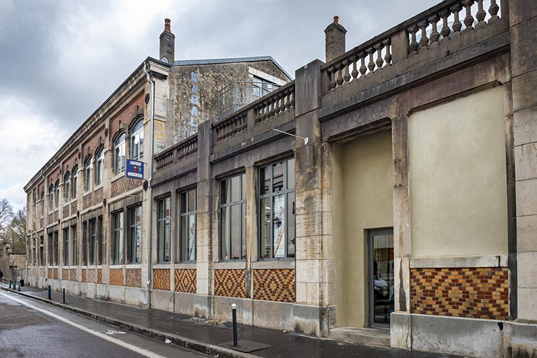 Vue rapprochée depuis le sud-ouest (après travaux). 	 © Région Bourgogne-Franche-Comté, Inventaire du patrimoine Vue rapprochée depuis le sud-ouest (après travaux). 	 © Région Bourgogne-Franche-Comté, Inventaire du patrimoine