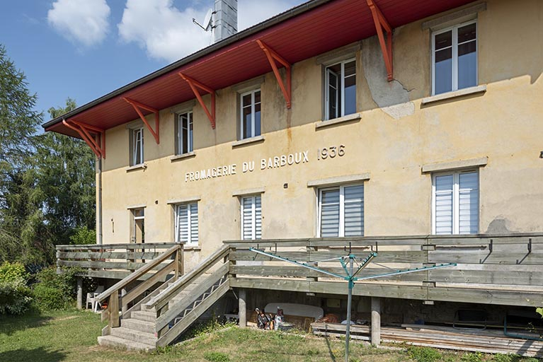 Façade est. © Région Bourgogne-Franche-Comté, Inventaire du patrimoine Façade est. © Région Bourgogne-Franche-Comté, Inventaire du patrimoine