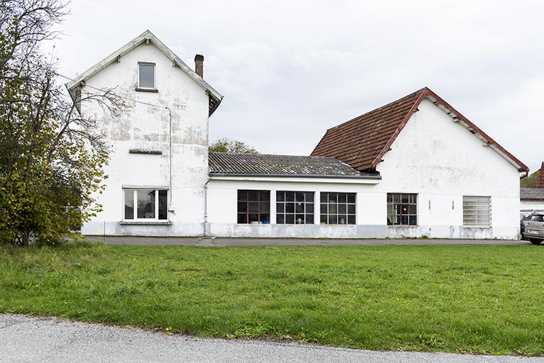Bâtiments nord : façade latérale droite. © Région Bourgogne-Franche-Comté, Inventaire du patrimoine