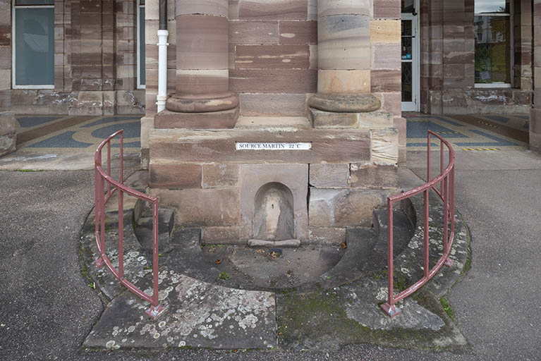 fontaine © Région Bourgogne-Franche-Comté, Inventaire du patrimoine fontaine © Région Bourgogne-Franche-Comté, Inventaire du patrimoine