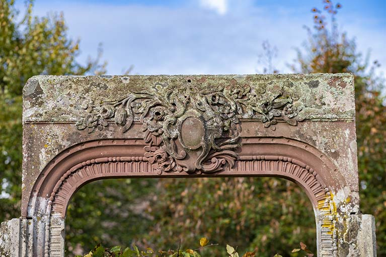 vestiges © Région Bourgogne-Franche-Comté, Inventaire du patrimoine vestiges © Région Bourgogne-Franche-Comté, Inventaire du patrimoine