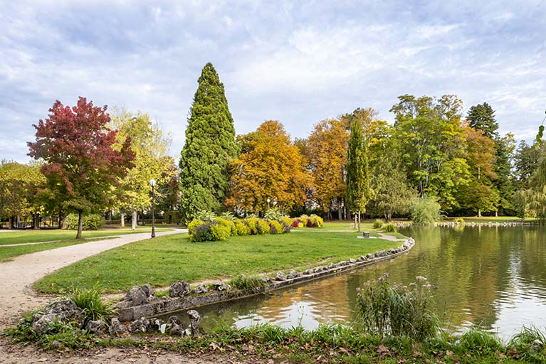 parc © Région Bourgogne-Franche-Comté, Inventaire du patrimoine parc © Région Bourgogne-Franche-Comté, Inventaire du patrimoine