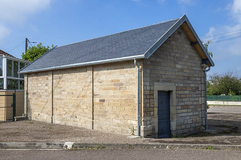  fontaine lavoir abreuvoir © Région Bourgogne-Franche-Comté, Inventaire du patrimoine