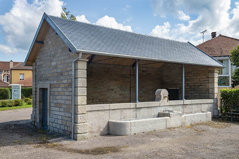  fontaine abreuvoir lavoir © Région Bourgogne-Franche-Comté, Inventaire du patrimoine