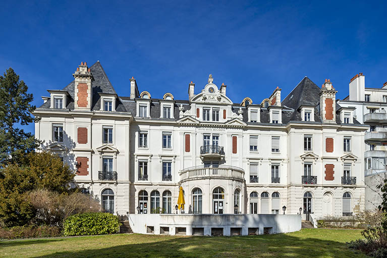 hôtel de voyageurs © Région Bourgogne-Franche-Comté, Inventaire du patrimoine  hôtel de voyageurs © Région Bourgogne-Franche-Comté, Inventaire du patrimoine