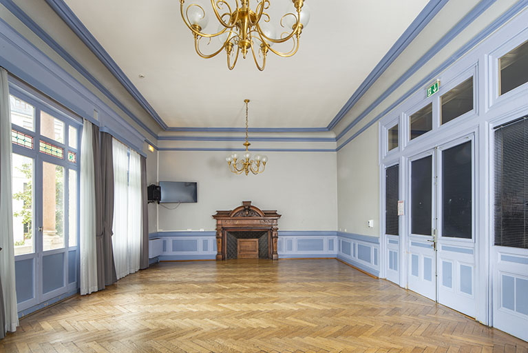 salle de spectacle © Région Bourgogne-Franche-Comté, Inventaire du patrimoine  salle de spectacle © Région Bourgogne-Franche-Comté, Inventaire du patrimoine