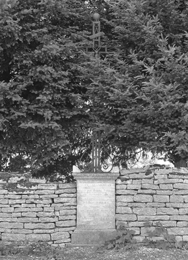  croix monumentale © Région Bourgogne-Franche-Comté, Inventaire du patrimoine