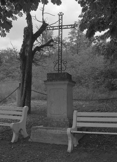  croix de chemin © Région Bourgogne-Franche-Comté, Inventaire du patrimoine