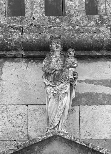  statue © Région Bourgogne-Franche-Comté, Inventaire du patrimoine