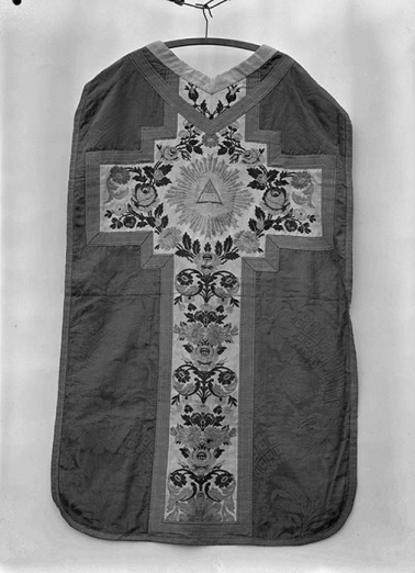  chasuble © Région Bourgogne-Franche-Comté, Inventaire du patrimoine