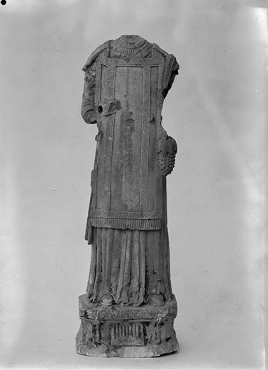  statue © Région Bourgogne-Franche-Comté, Inventaire du patrimoine