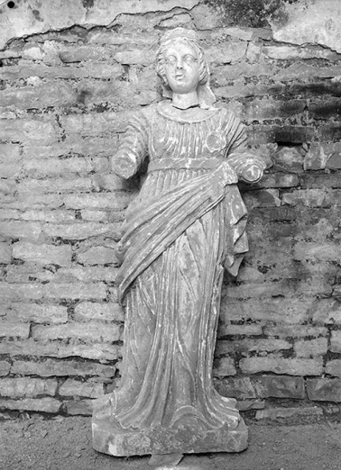  statue © Région Bourgogne-Franche-Comté, Inventaire du patrimoine