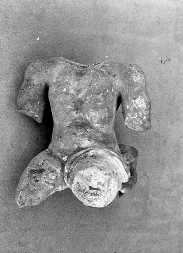  statue © Région Bourgogne-Franche-Comté, Inventaire du patrimoine