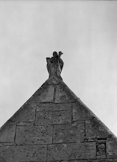 statue © Région Bourgogne-Franche-Comté, Inventaire du patrimoine