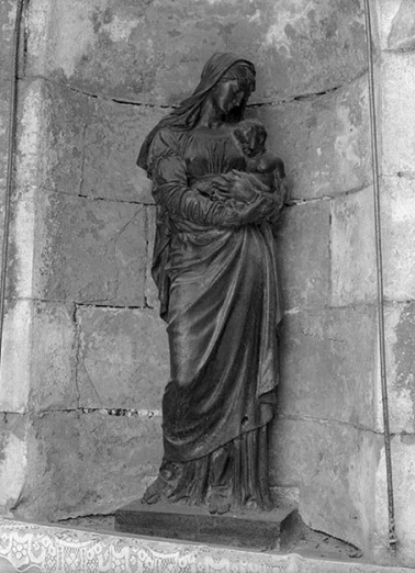  statue © Région Bourgogne-Franche-Comté, Inventaire du patrimoine