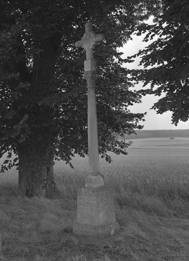 croix de chemin © Région Bourgogne-Franche-Comté, Inventaire du patrimoine