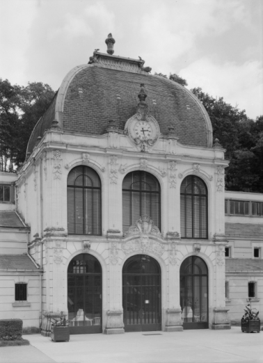 Hall d'entrée. © Région Bourgogne-Franche-Comté, Inventaire du patrimoine Hall d'entrée. © Région Bourgogne-Franche-Comté, Inventaire du patrimoine