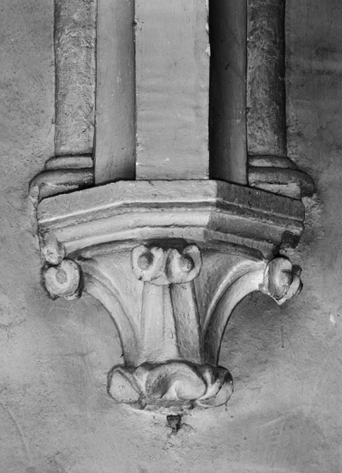 Nef : culot gauche de la 1ère travée. © Région Bourgogne-Franche-Comté, Inventaire du patrimoine