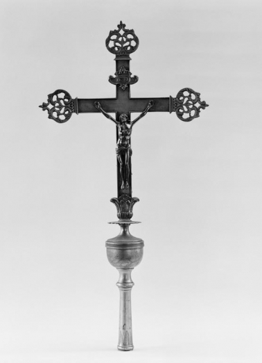 Vue d'ensemble de la croix 1. © Région Bourgogne-Franche-Comté, Inventaire du patrimoine