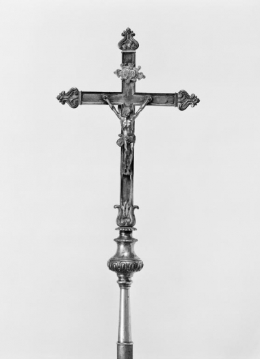 Croix de procession 1, vue de face. © Région Bourgogne-Franche-Comté, Inventaire du patrimoine