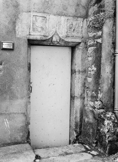 Détail de la porte de la maison sise parcelle 1378, section D7 du cadastre de 1940. © Région Bourgogne-Franche-Comté, Inventaire du patrimoine