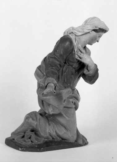 La Vierge, profil droit © Région Bourgogne-Franche-Comté, Inventaire du patrimoine