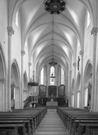 Vue intérieure prise de l'entrée © Région Bourgogne-Franche-Comté, Inventaire du patrimoine