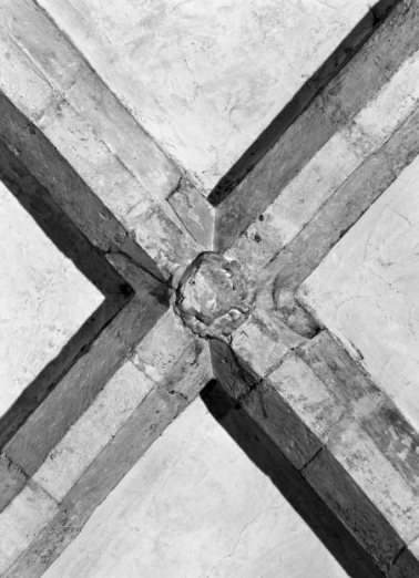 Bas-côté droit, 1ere clef de voûte © Région Bourgogne-Franche-Comté, Inventaire du patrimoine